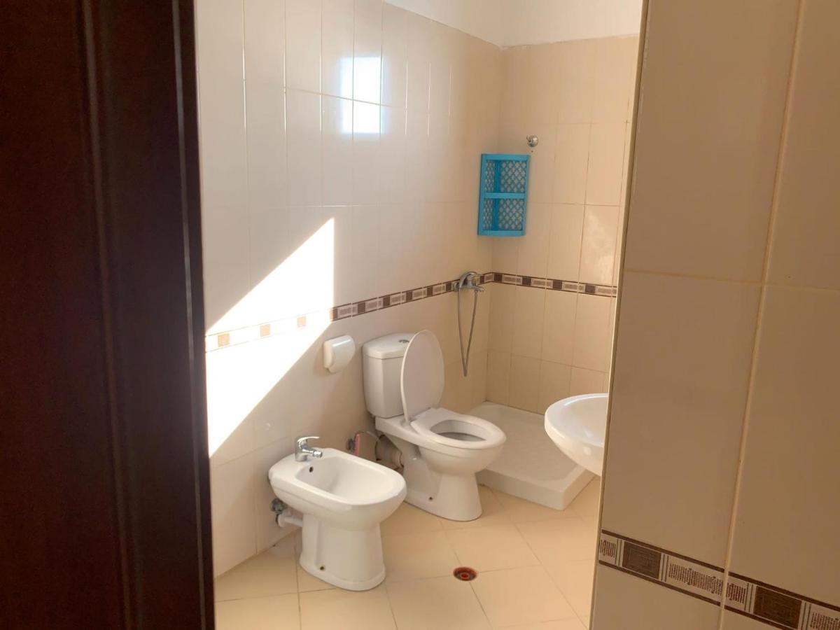 Apartament La Playa Durres Ngoại thất bức ảnh